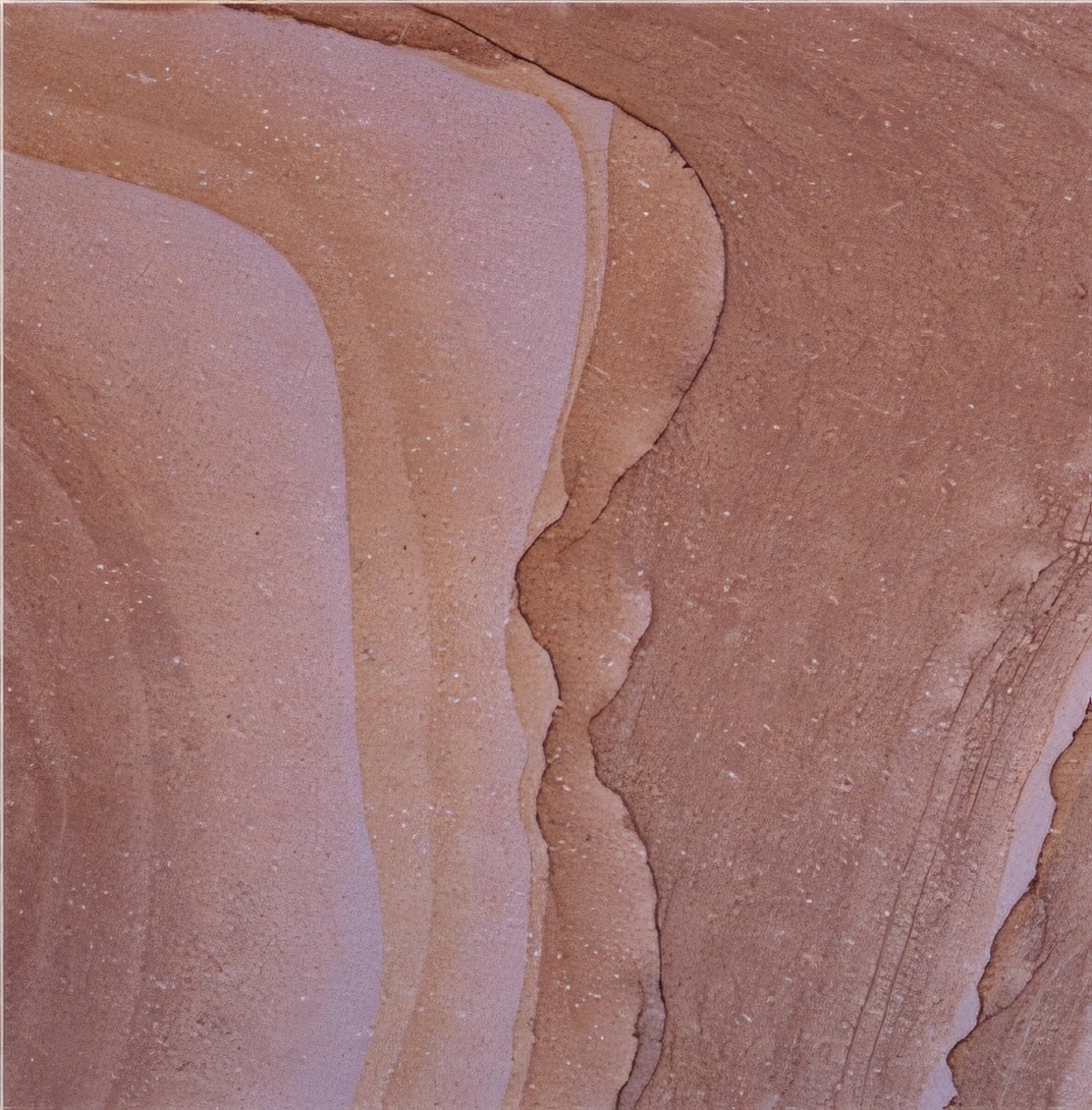 ULG-BSL-080 - Piedra De Tindaya